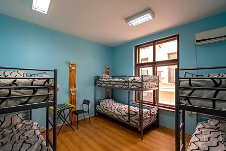 Private 6-Bed Dormitory Room