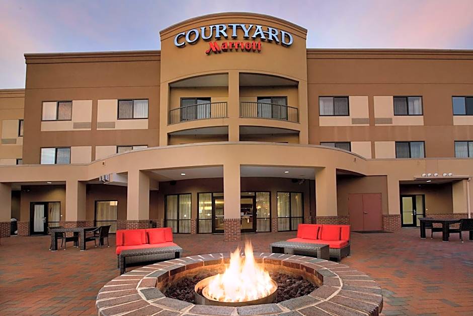 Courtyard by Marriott Waldorf