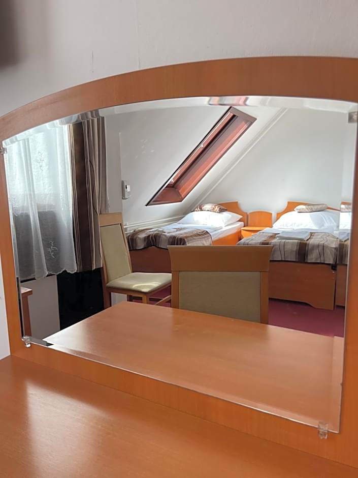 Hotel Minaret&Étterem