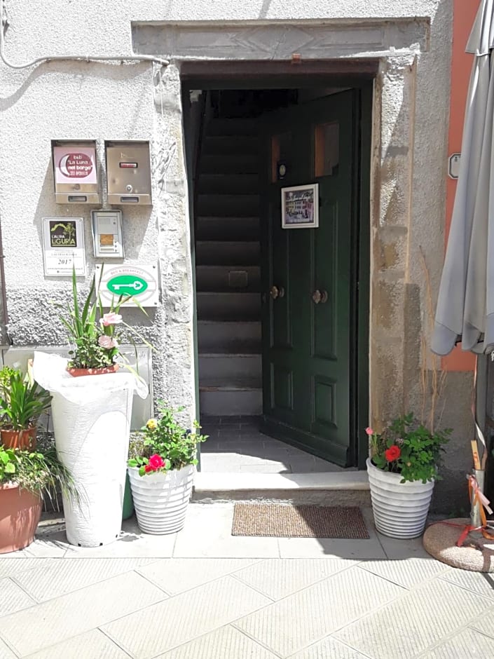 La Luna nel Borgo