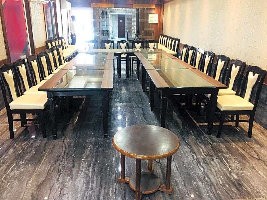 Hotel Gopinath The Grand