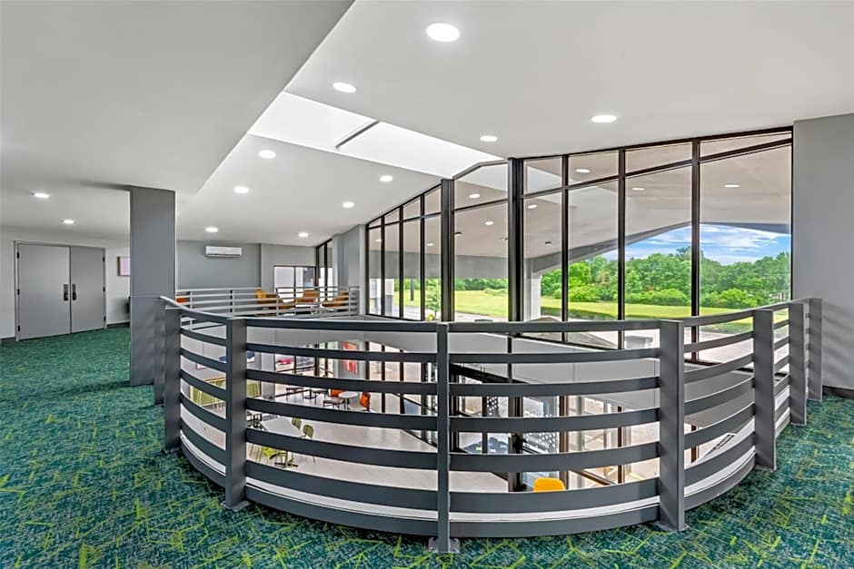 Spark by Hilton Lexington Hamburg