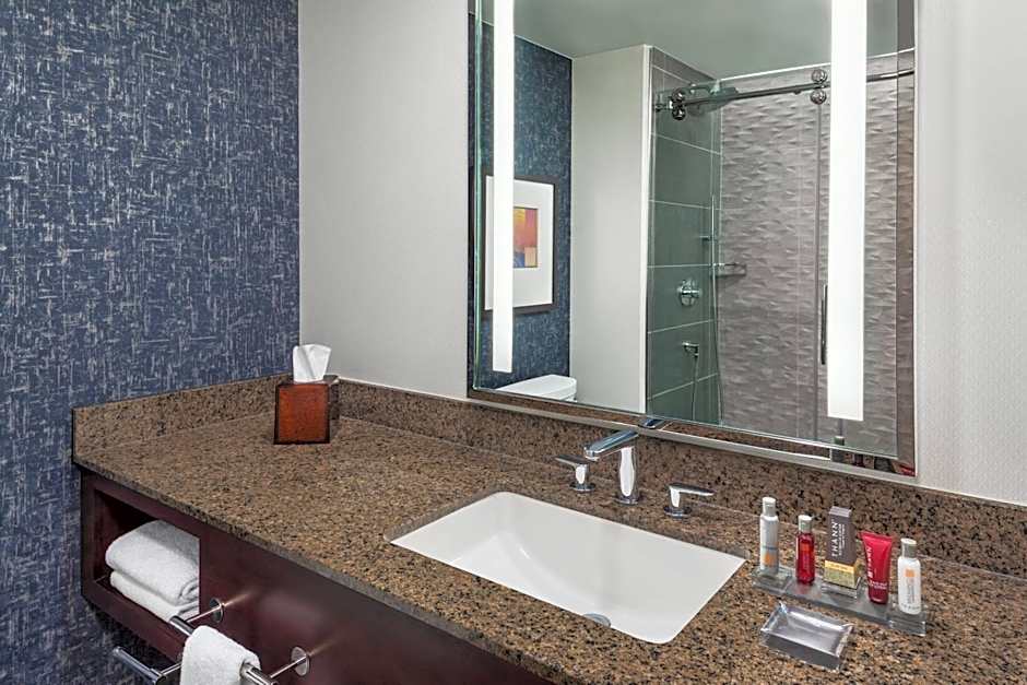Lancaster Marriott At Penn Square