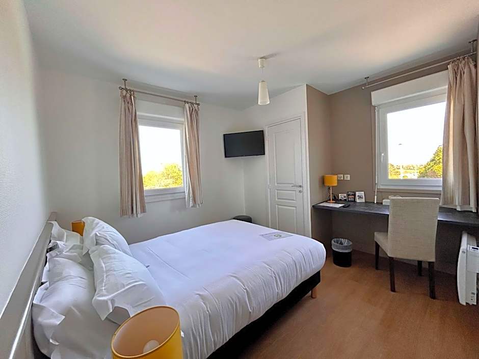 BRIT HOTEL Lannion-Perros Guirec