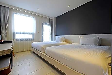 Ocean View Triple Suite with Balcony