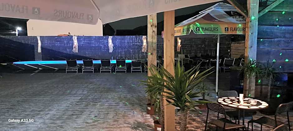 Borderline Accomodation