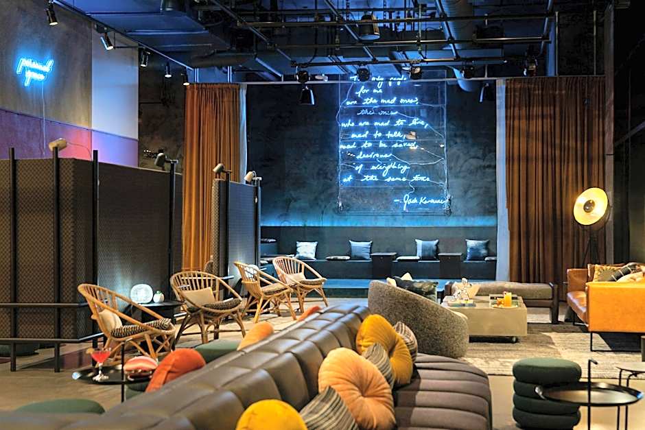 Moxy Oakland Uptown