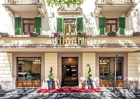 Hotel Minerva Palace
