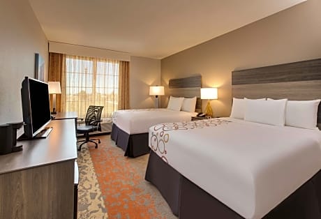 1 King Bed, Suite, Non-Smoking
