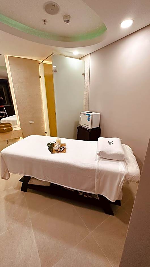 DoubleTree by Hilton Bogota AR