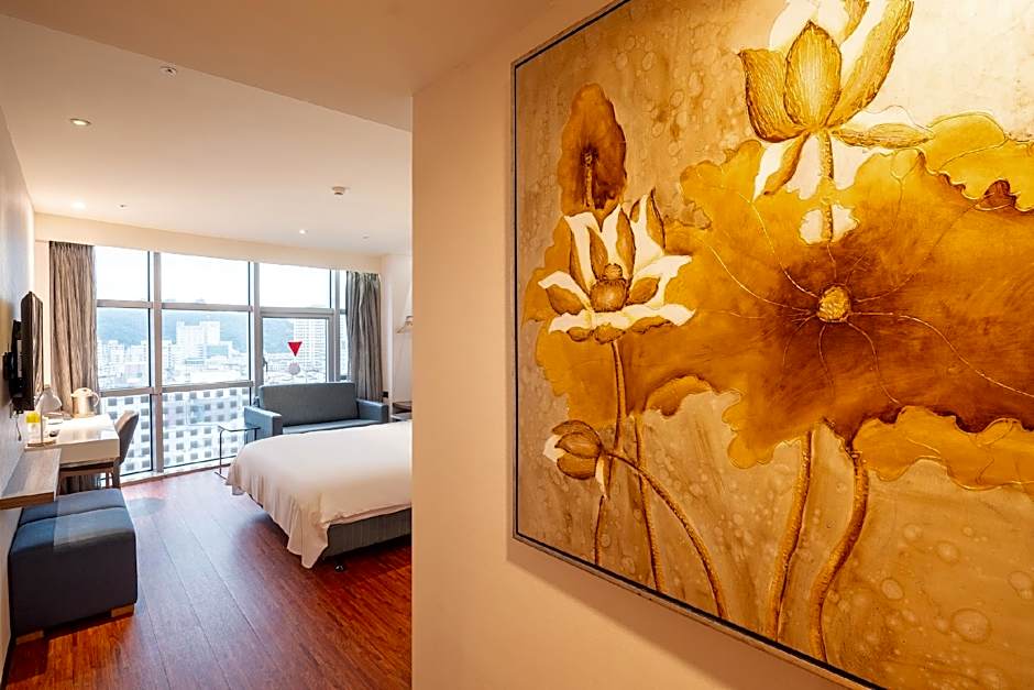 CHECK inn Taipei Xinyi