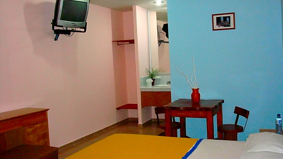 Posada San José, Hotel