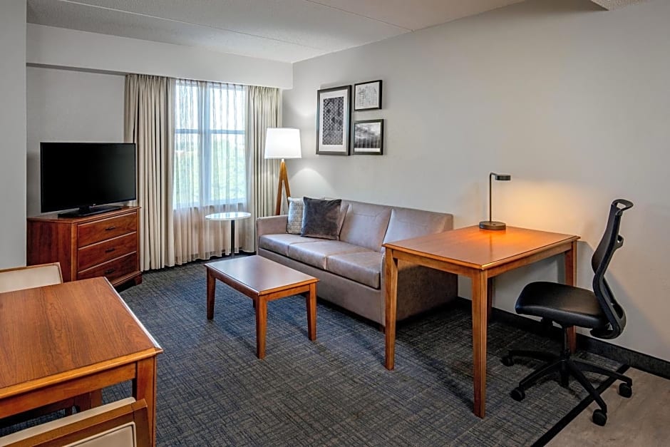 Residence Inn by Marriott Chesapeake Greenbrier