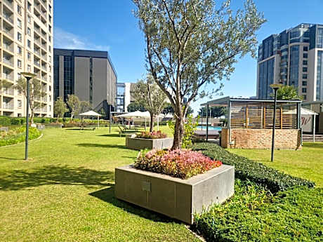 Prestige Apartments Sandton at Westpoint
