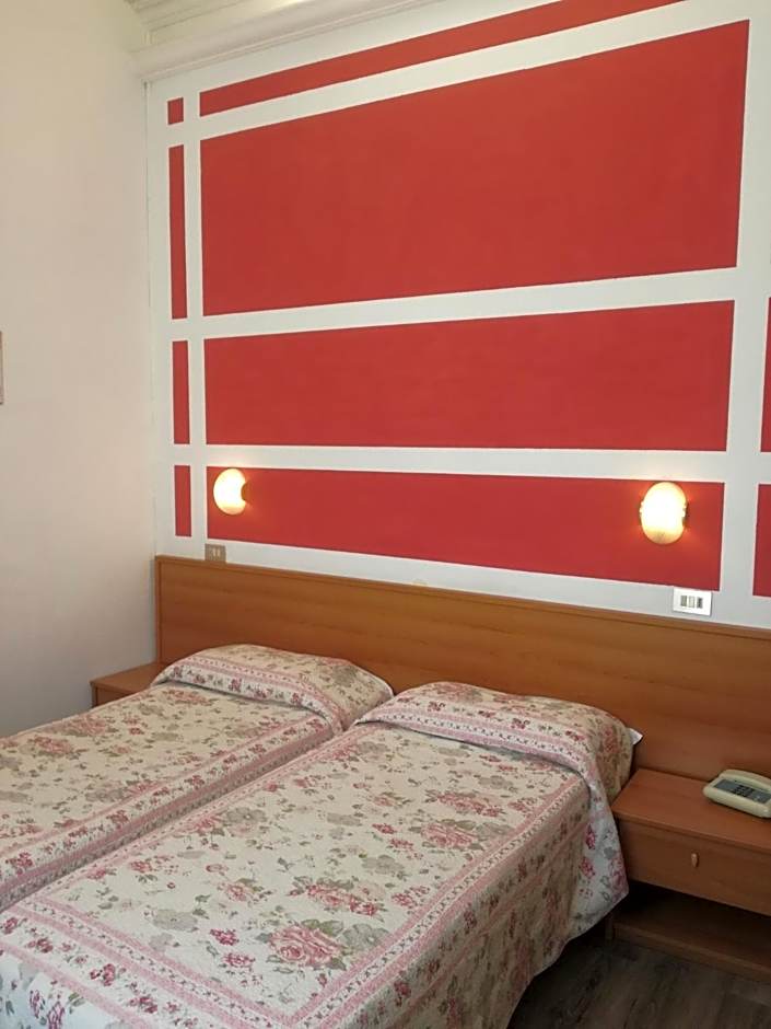 Photo 1 of 2 of Triple Room