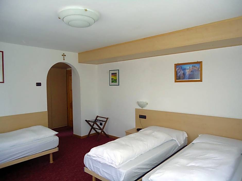 Hotel Pensione Dolomiti