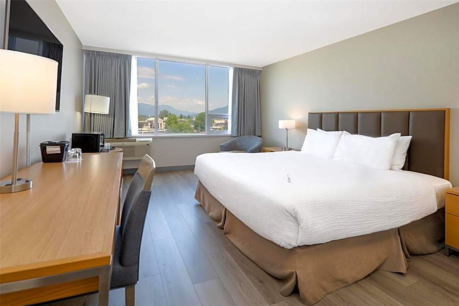 Coast Chilliwack Hotel by APA