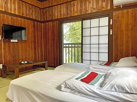 Twin Room with Bathroom