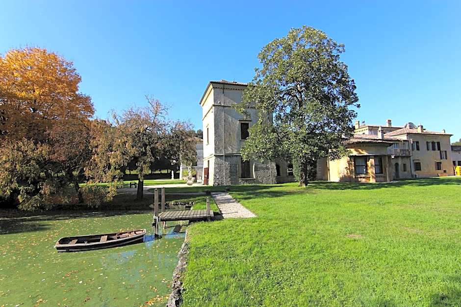Villa Giona