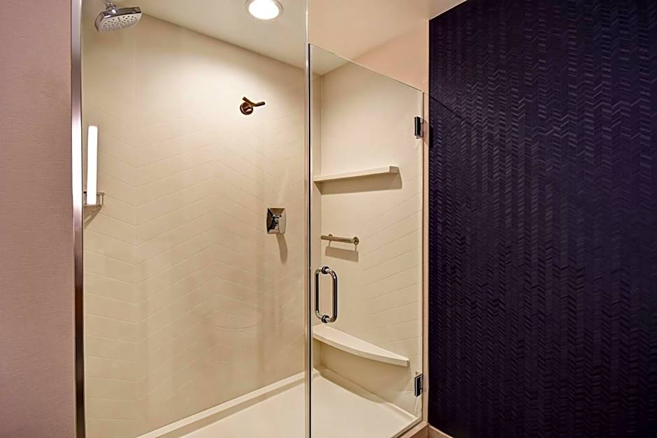 Fairfield Inn & Suites by Marriott Plymouth