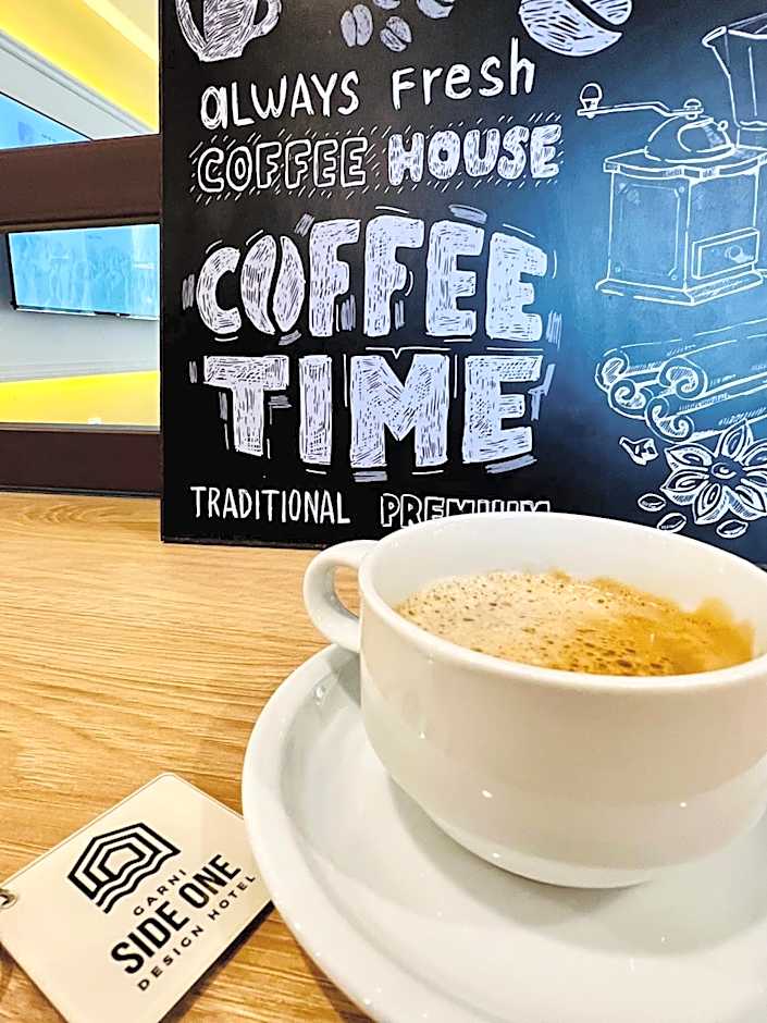 Side One Design Hotel Garni