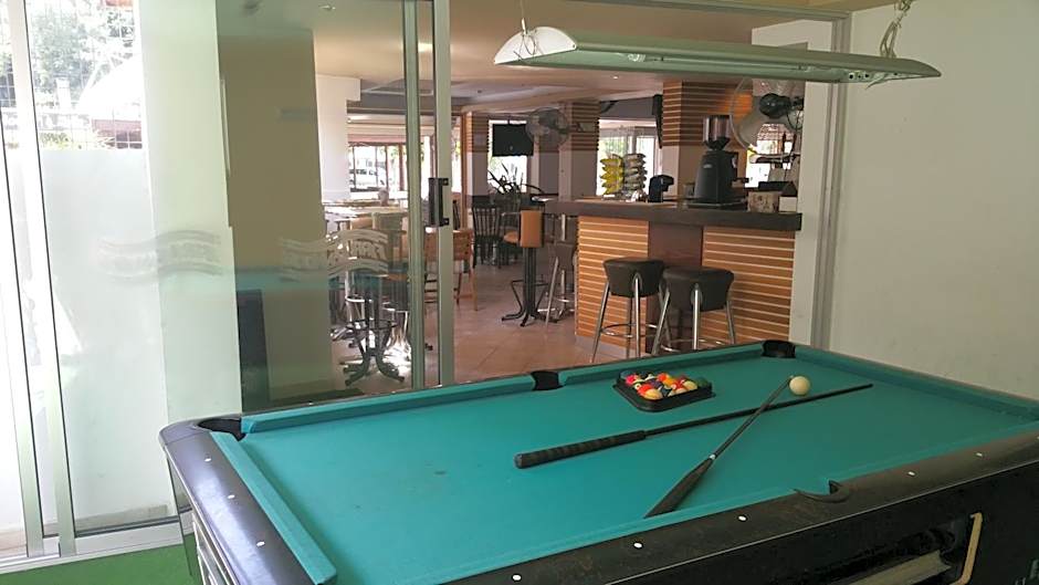 Alecos Hotel Apartments