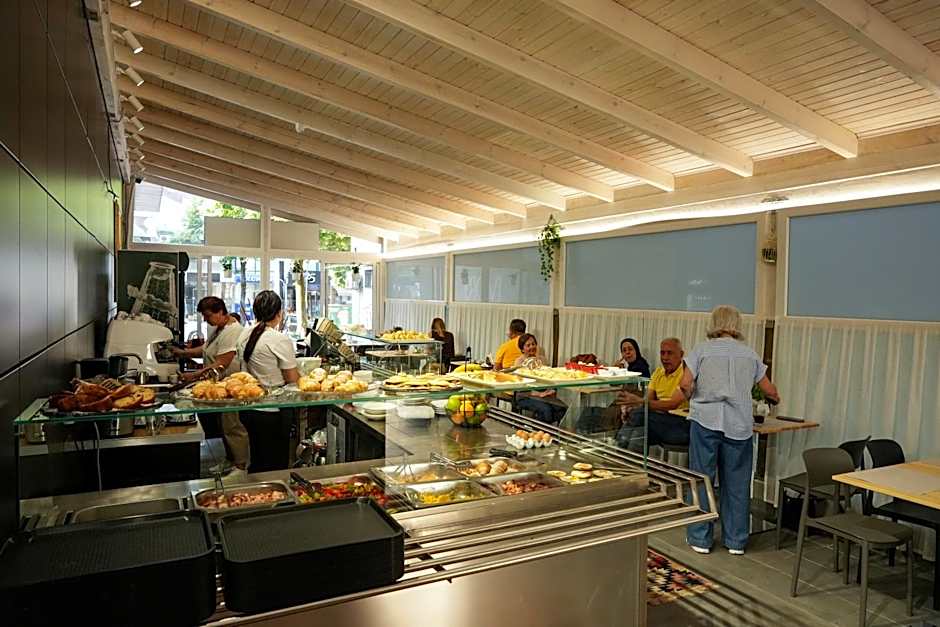 La Bohème Hotel