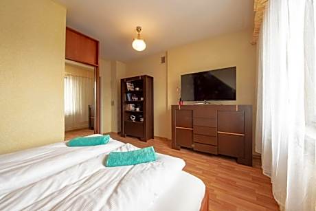 Junior Suite with Pool View