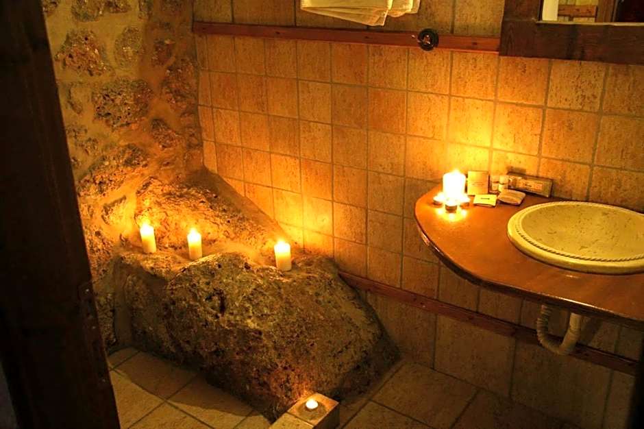 Pigi Tarlampa Hotel