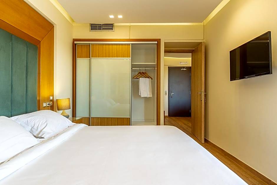 Oasis Hotel Apartments