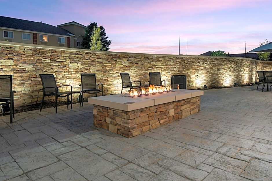 Fairfield Inn & Suites by Marriott Dallas DFW Airport North/Irving