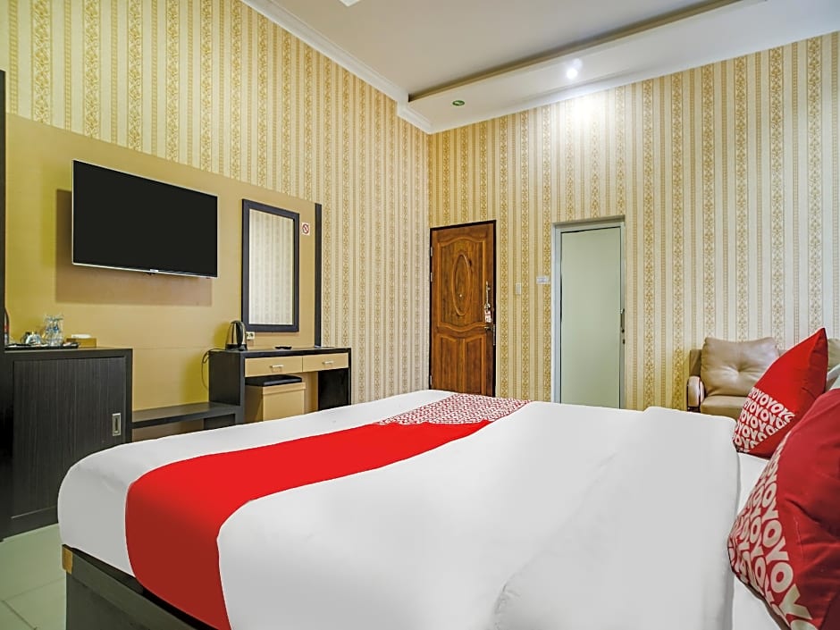 Capital O 540 Esther Hotel