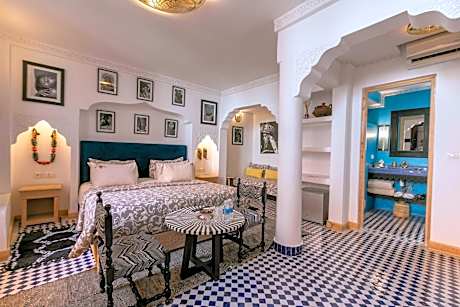 Junior Suite with Pool View