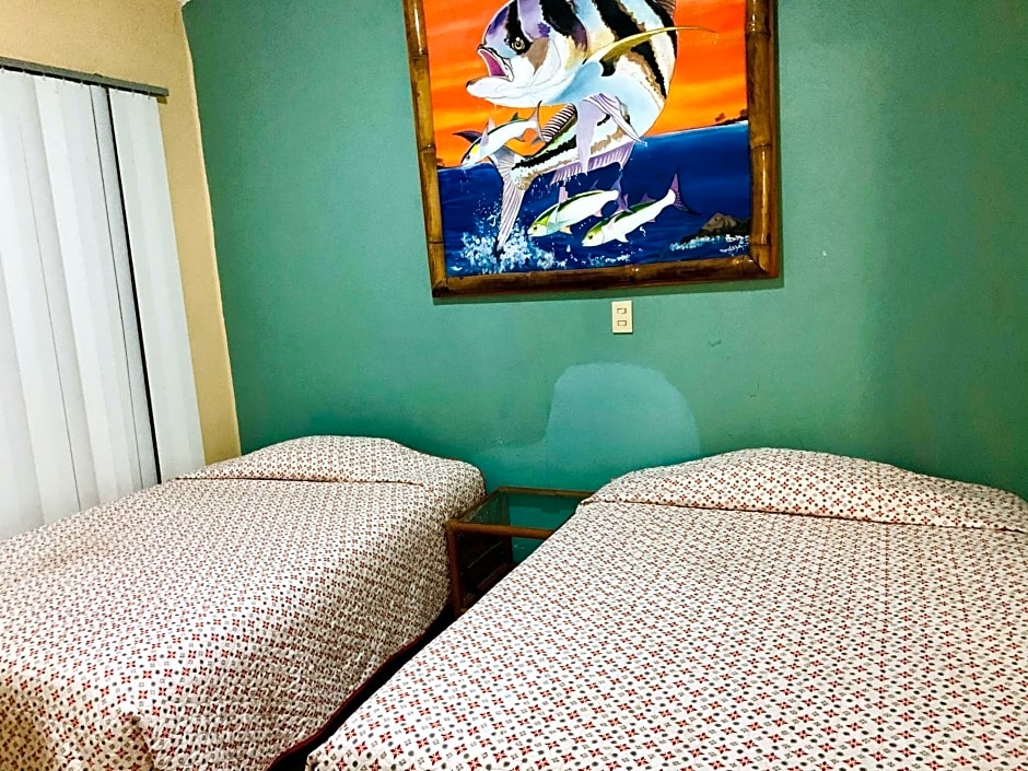 VILLA PARA 8p 6A 2M dentro del HOTEL a un costado del Krystal IXTAPA cuenta con playa y WIFI