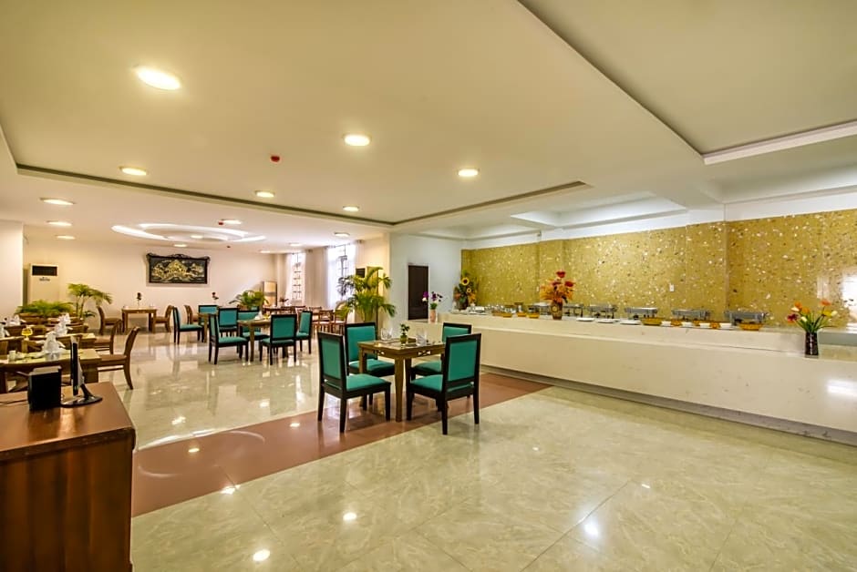 The Sunriver Boutique Hotel Hue