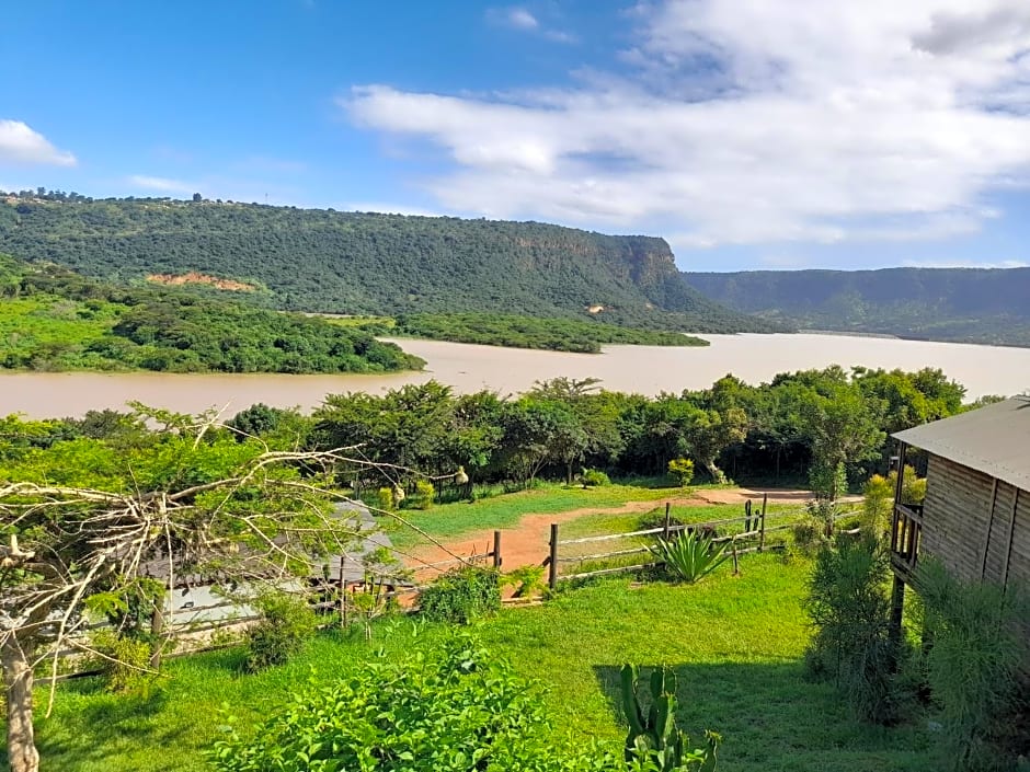 Entendeni Lodge SelfCatering