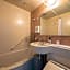 Toyoko Inn Tokyo Shinjuku-gyoemmae-eki 3-ban Deguchi