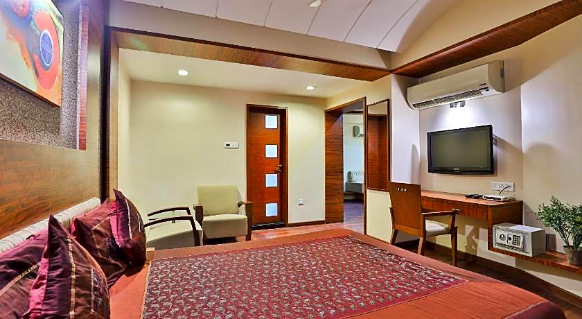 Hotel President, Vadodara