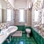 Royal Sunset Hotel & Spa