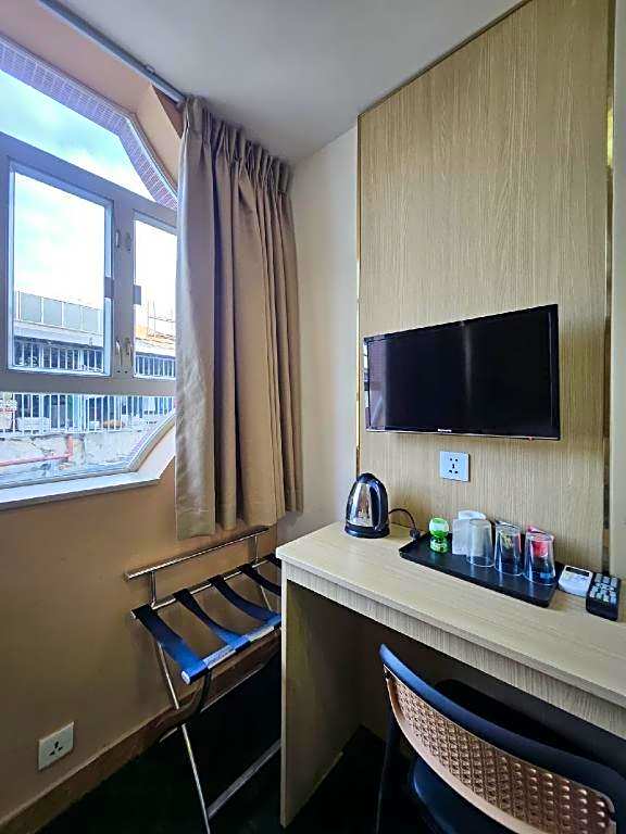 Man Va Hotel