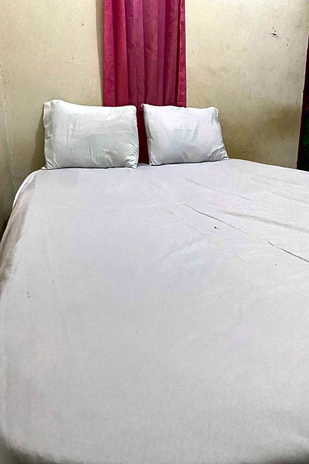 OYO Life 93259 Kos Kurnia