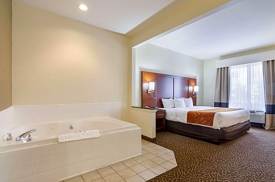 Quality Suites Springdale West I-49