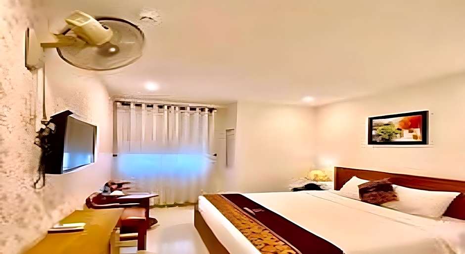 Twilight Beach Hotel