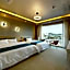 Hotel The One