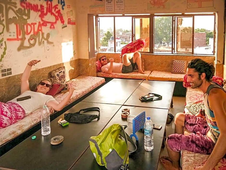 Friends Guest House and Hostel