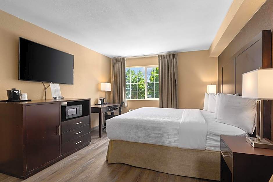 Ramada by Wyndham Portland