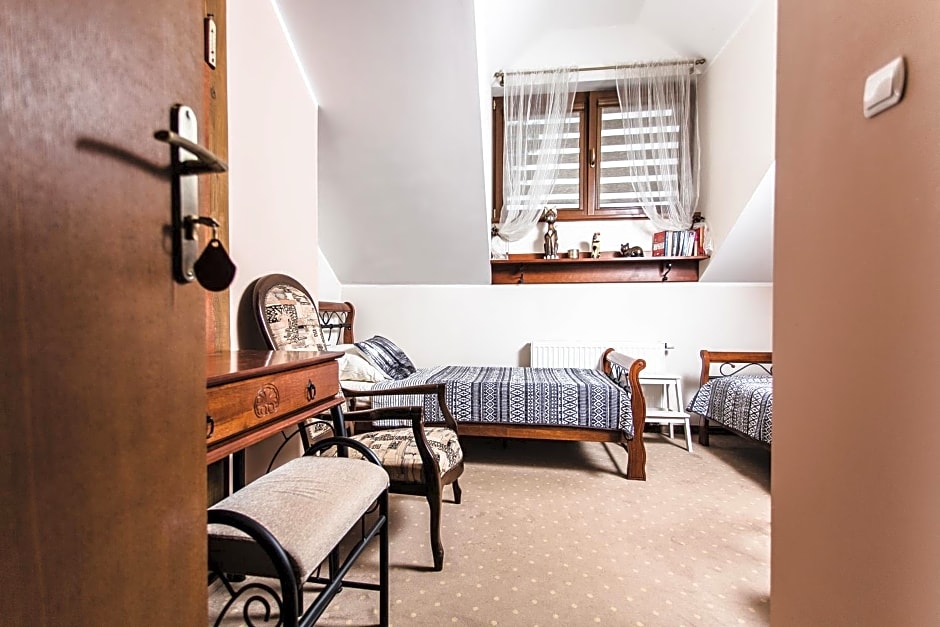 Stajnia Sarnówek Nad Jeziorem Różany