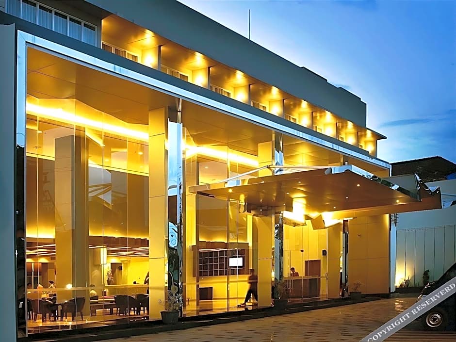 Quest Hotel Simpang Lima - Semarang by ASTON