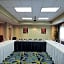 Holiday Inn Express & Suites Toluca Zona Aeropuerto By IHG