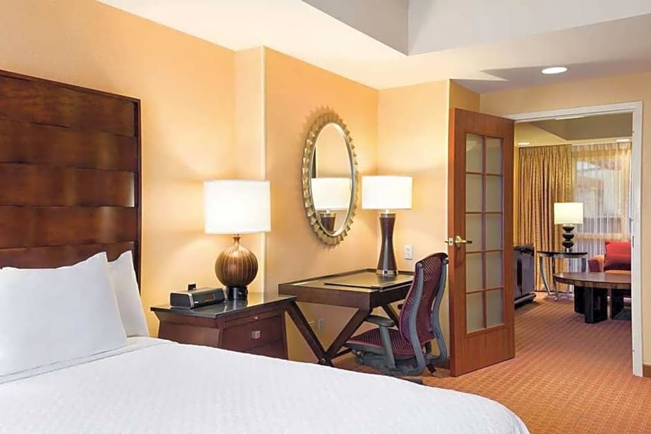 Embassy Suites by Hilton Norman Hotel & Conference Center